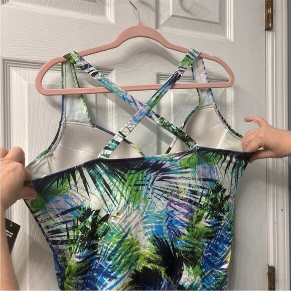 Torrid Tropical Print plus size One Piece Swimsuit NWT 3X beach vacation resort - Picture 6 of 7